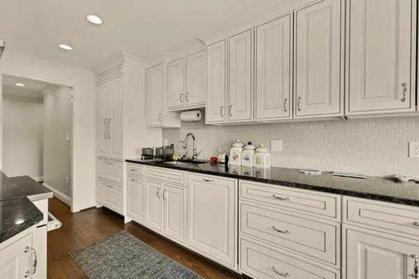 $915,000 | 3101 New Mexico Avenue Northwest, Unit 1001, Washington, DC 20016