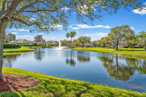 $749,999 | 4207 Diamond Square, Vero Beach, FL 32967