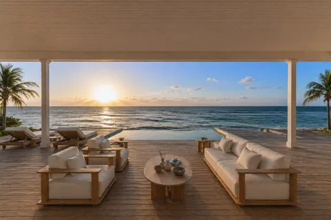 a view of a ocean