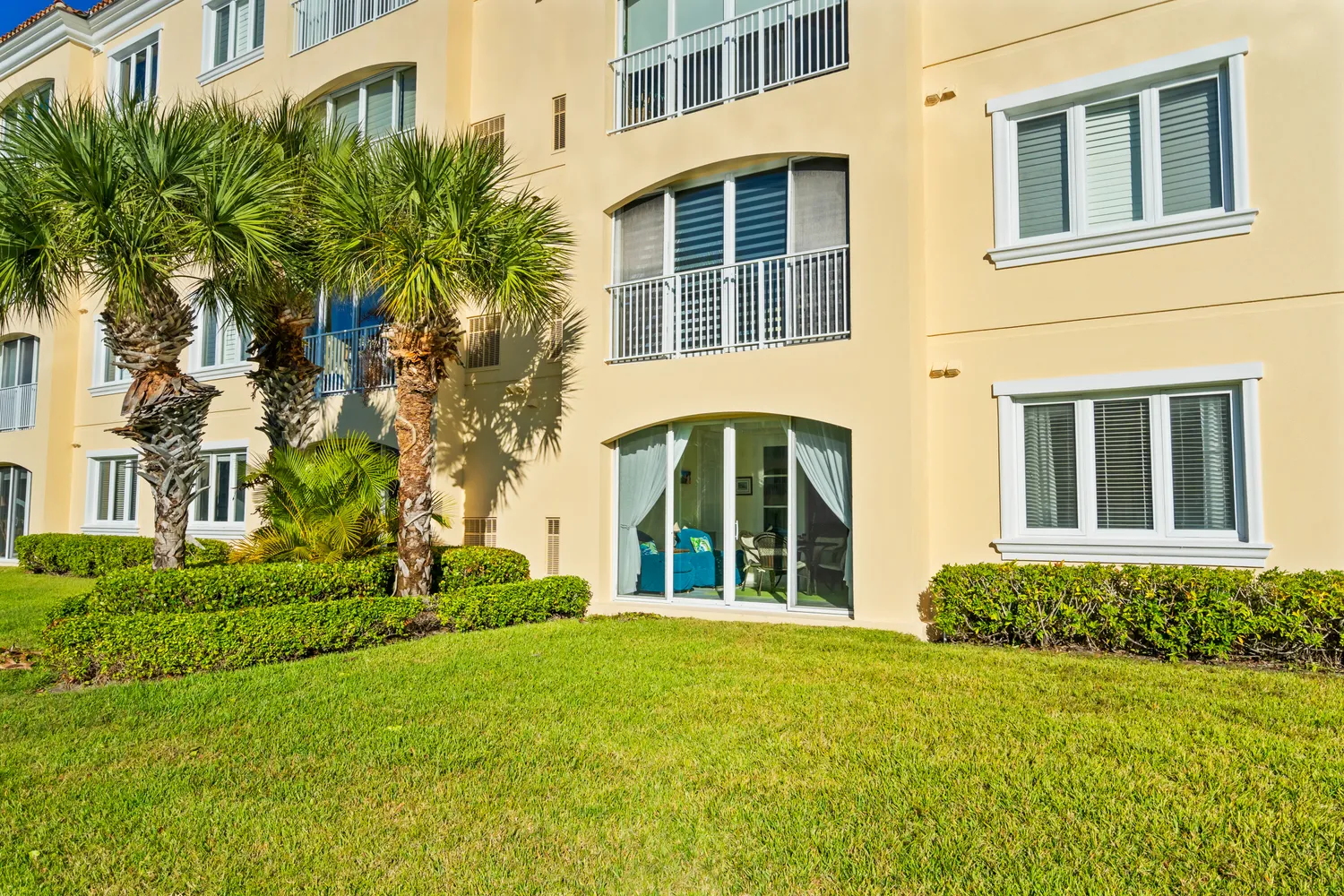 $380,000 | 6 Harbour Isle Drive East, Unit 103, Fort Pierce, FL 34949