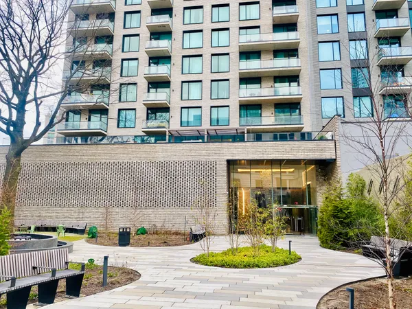 $3,300 | 45-30 Pearson Street, Unit 6F | Long Island City