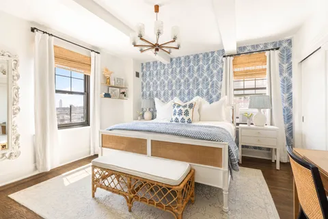 $1,925,000 | 200 East 16th Street, Unit 14C | Gramercy