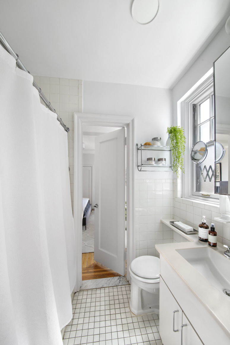 32 Washington Square West, Unit 7E Manhattan, NY 10011 - Photo 8 of 12