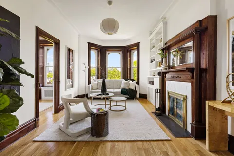$1,695,000 | 422 2nd Street, Unit 4 | Park Slope