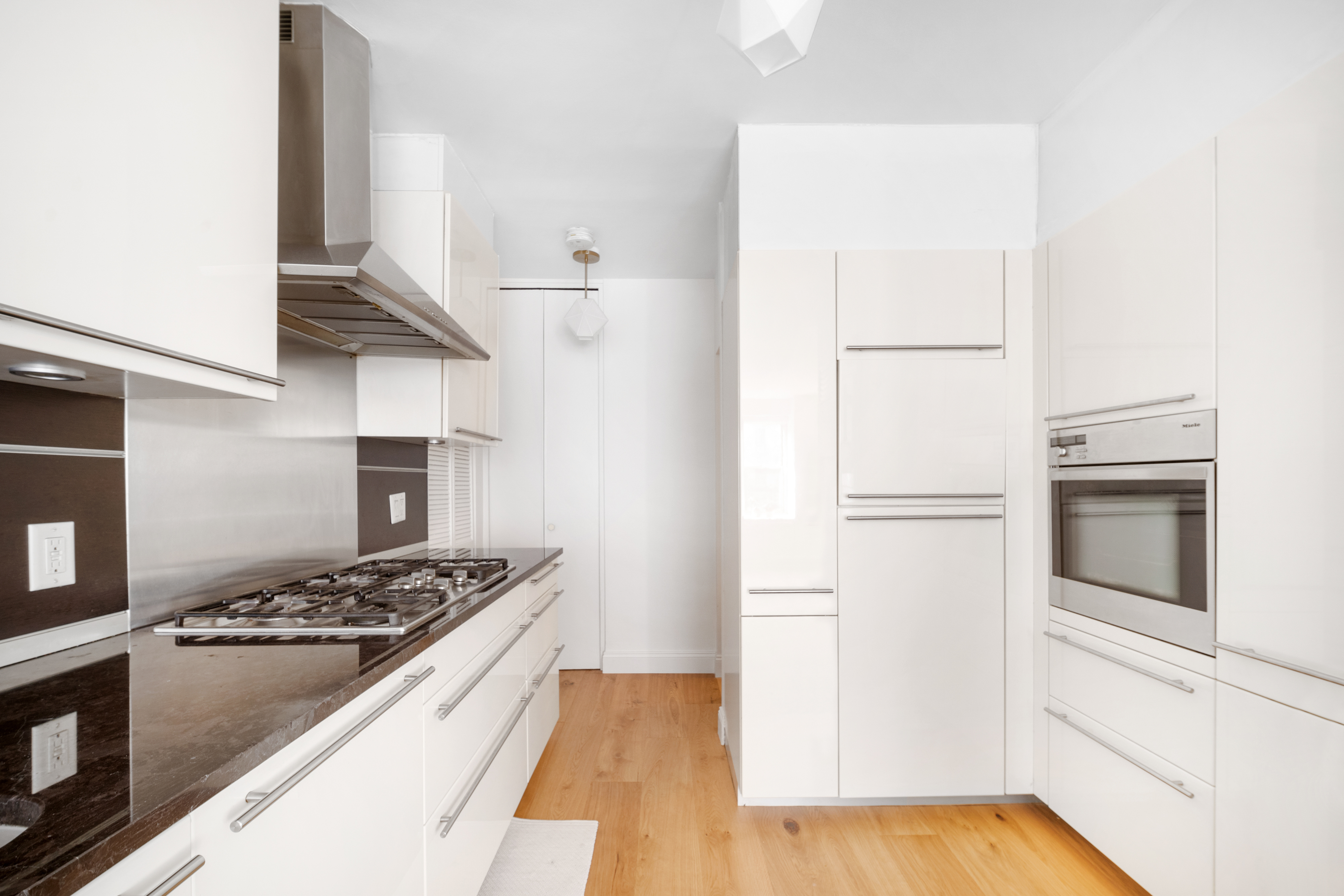 340 East 64th Street, Unit 2H Manhattan, NY 10065 - Photo 4 of 10