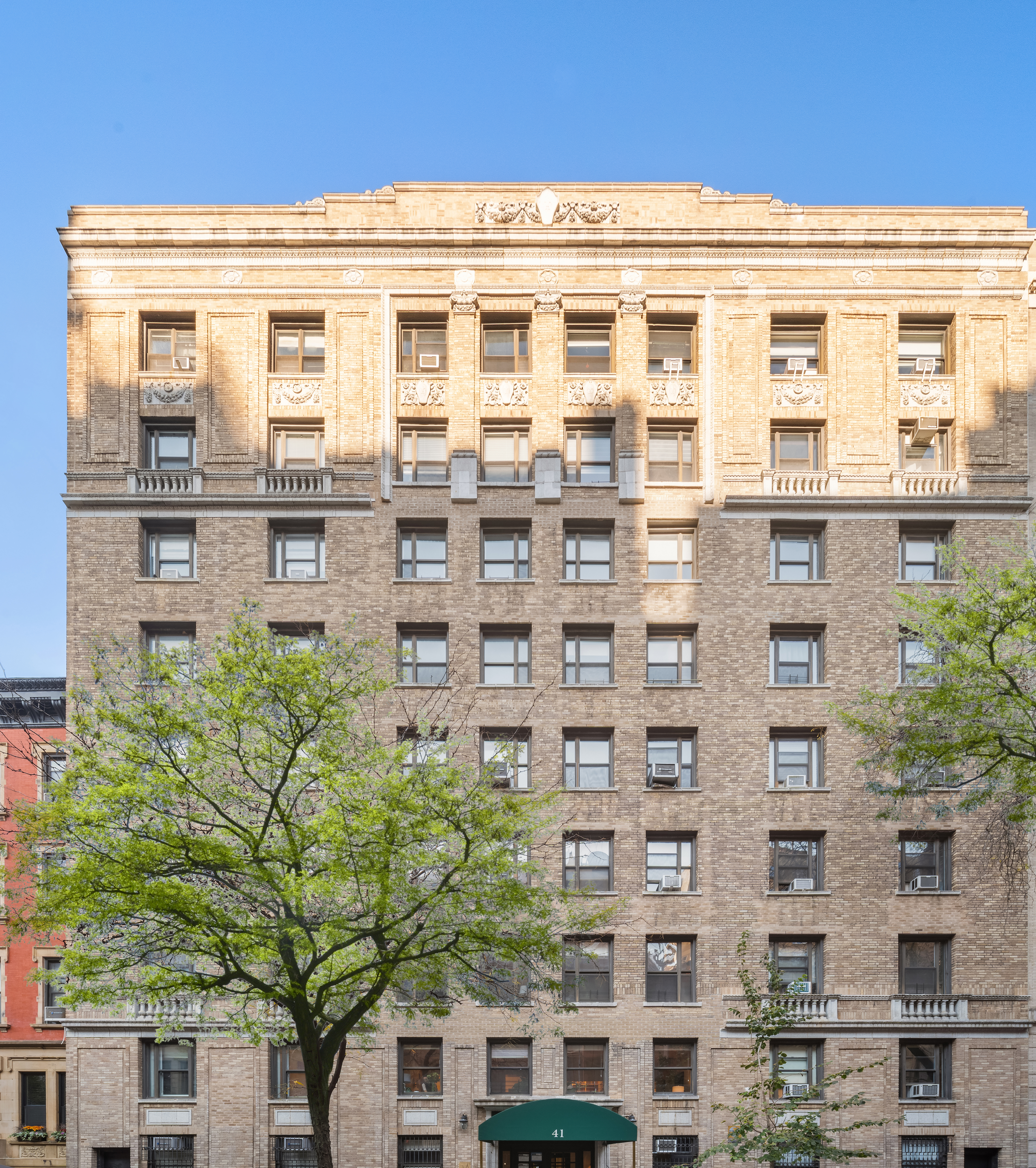 41 West 82nd Street, Unit 9D Manhattan, NY 10024 - Photo 13 of 15 a front view of a building