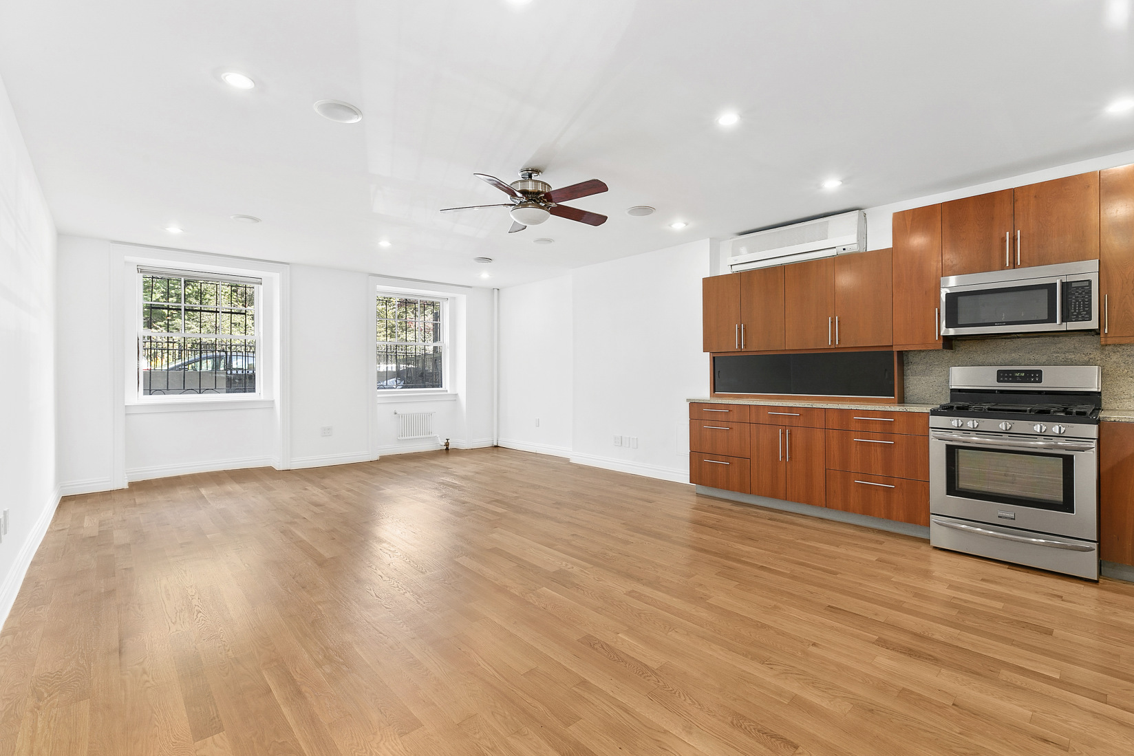 242 East 15th Street, Unit 1 Manhattan, NY 10003 - Photo 6 of 17