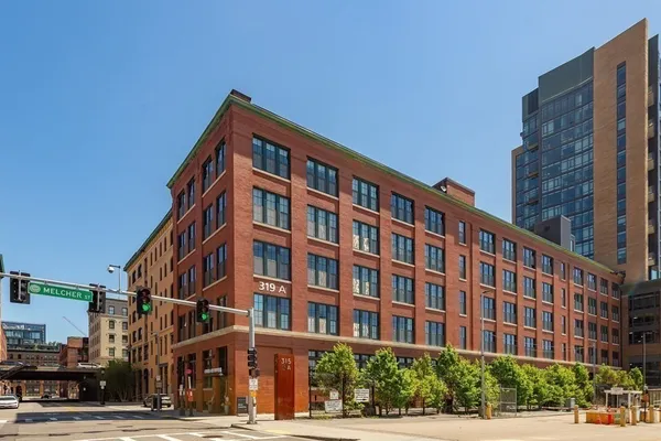 $998,500 | 319 A Street, Unit 211, Boston, MA 02210