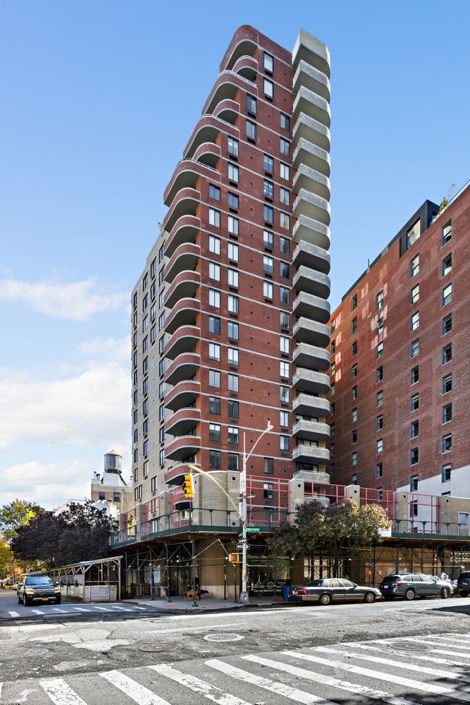 $1,550,000 | 140 Charles Street, Unit 14A | West Village