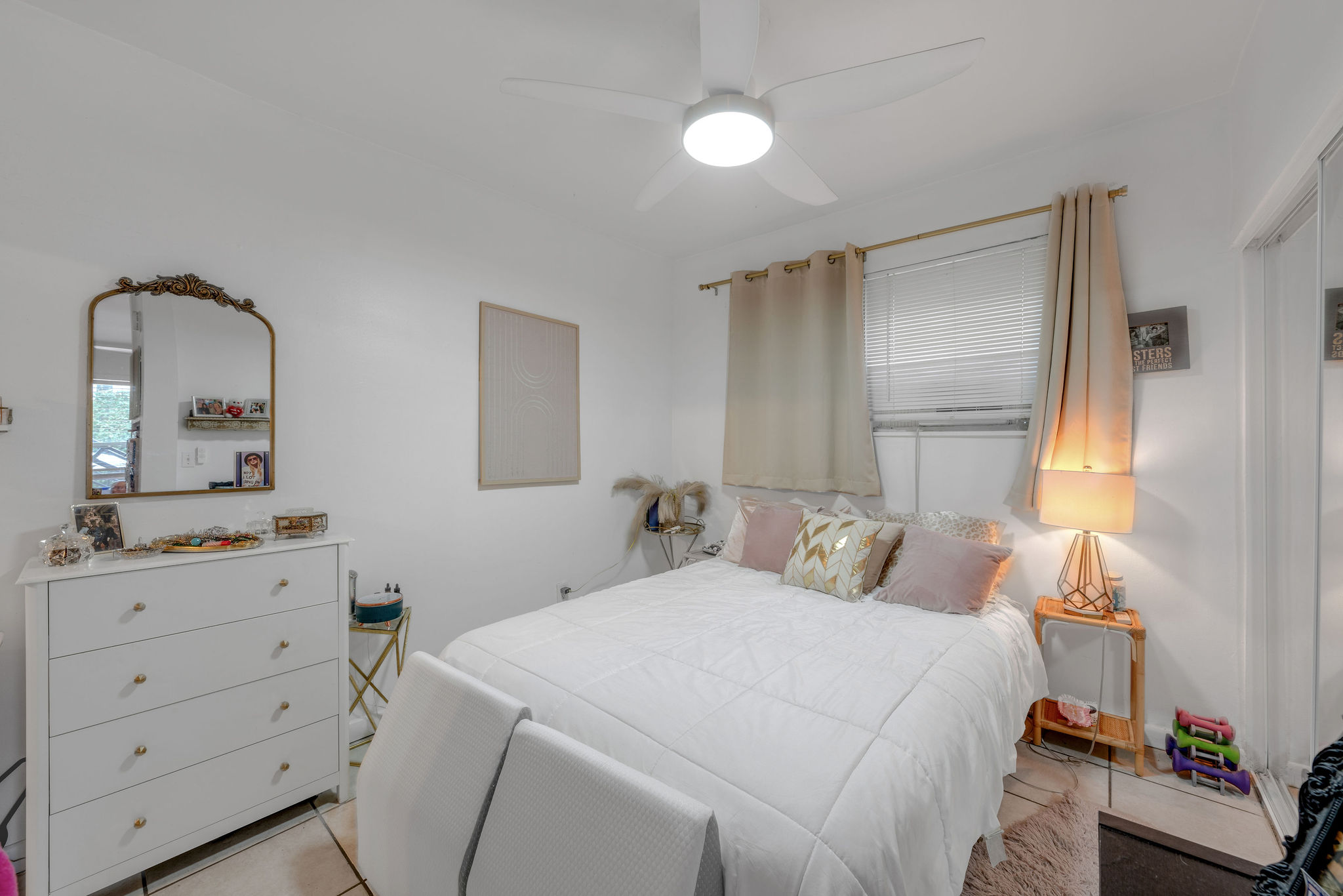 735-745 Meridian Avenue Miami Beach, FL 33139 - Photo 28 of 62 a bedroom with a bed and a dresser