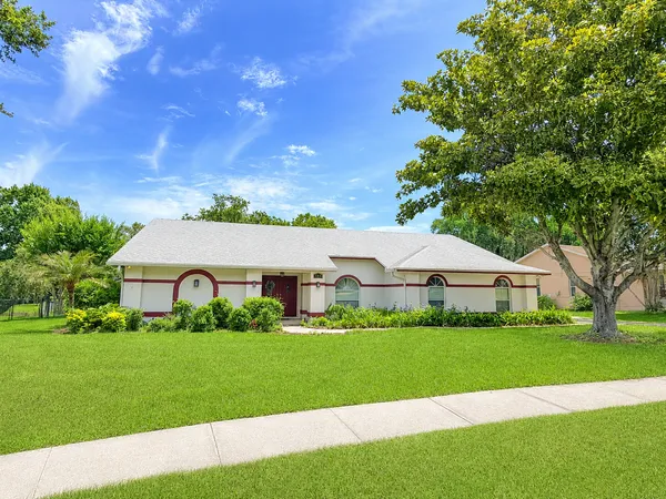 $399,000 | 549 Peninsular Drive, Lakeland, FL 33813