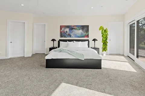 $3,199,000 | 89 Old Canoe Place Road, Hampton Bays, NY 11946