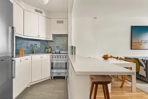 $849,000 | 88 Bleecker Street, Unit 5G | Greenwich Village