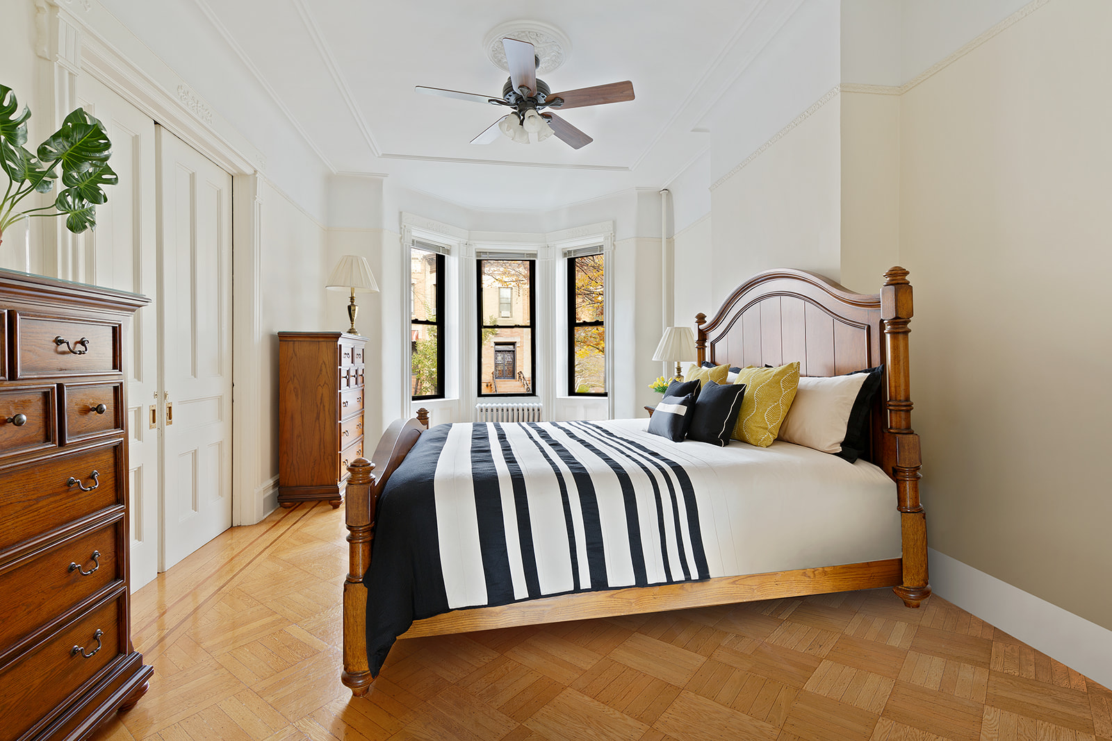 422 73rd Street Brooklyn, NY 11209 - Photo 6 of 19