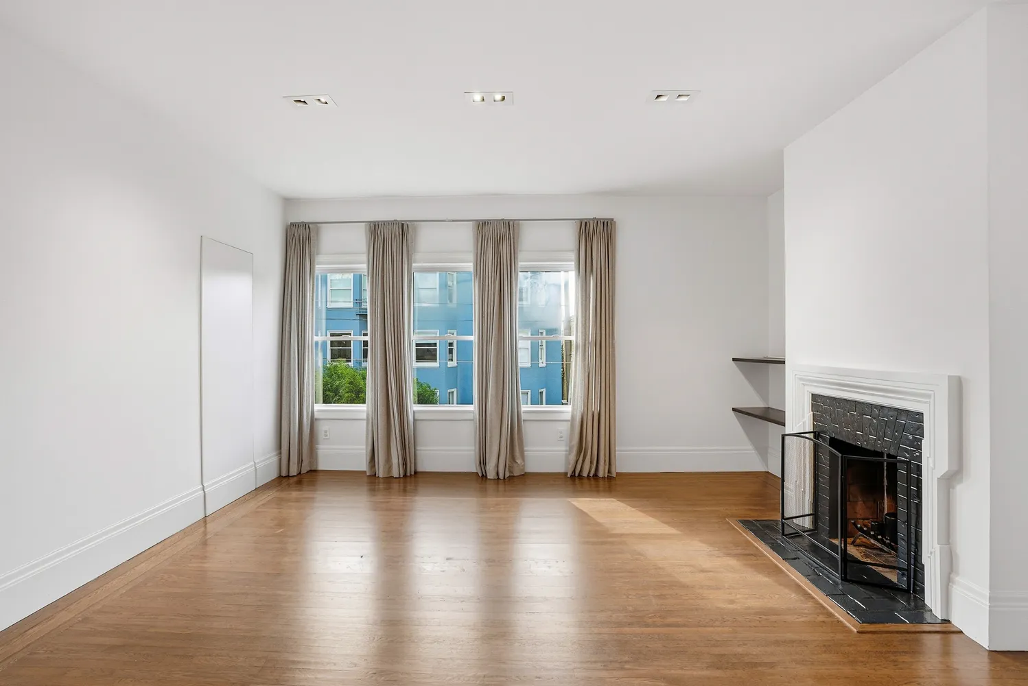 $13,950 | 2930 Washington Street, San Francisco, CA 94115