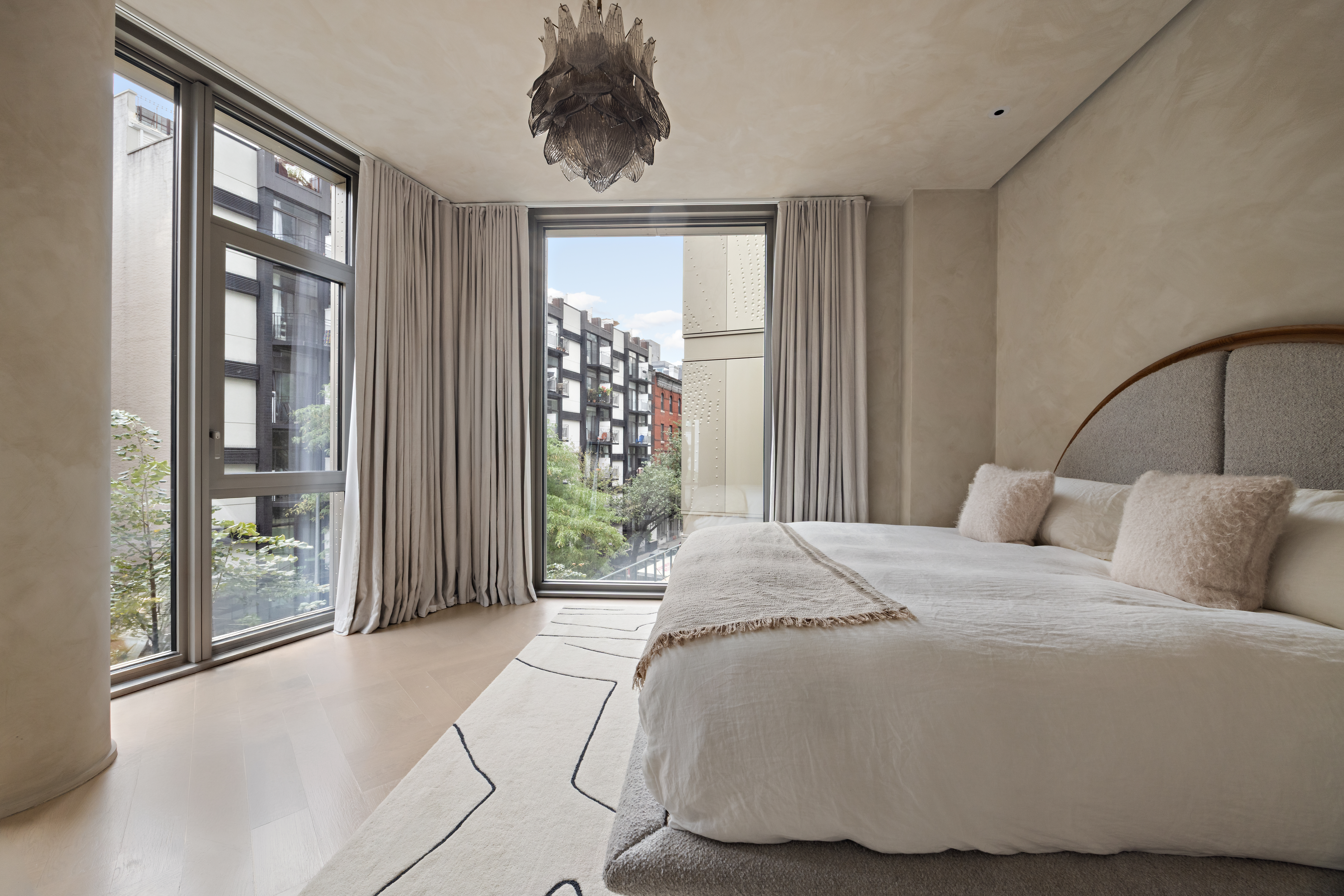 80 East 10th Street, Unit 3W Manhattan, NY 10003 - Photo 10 of 19 Gallery Image 10