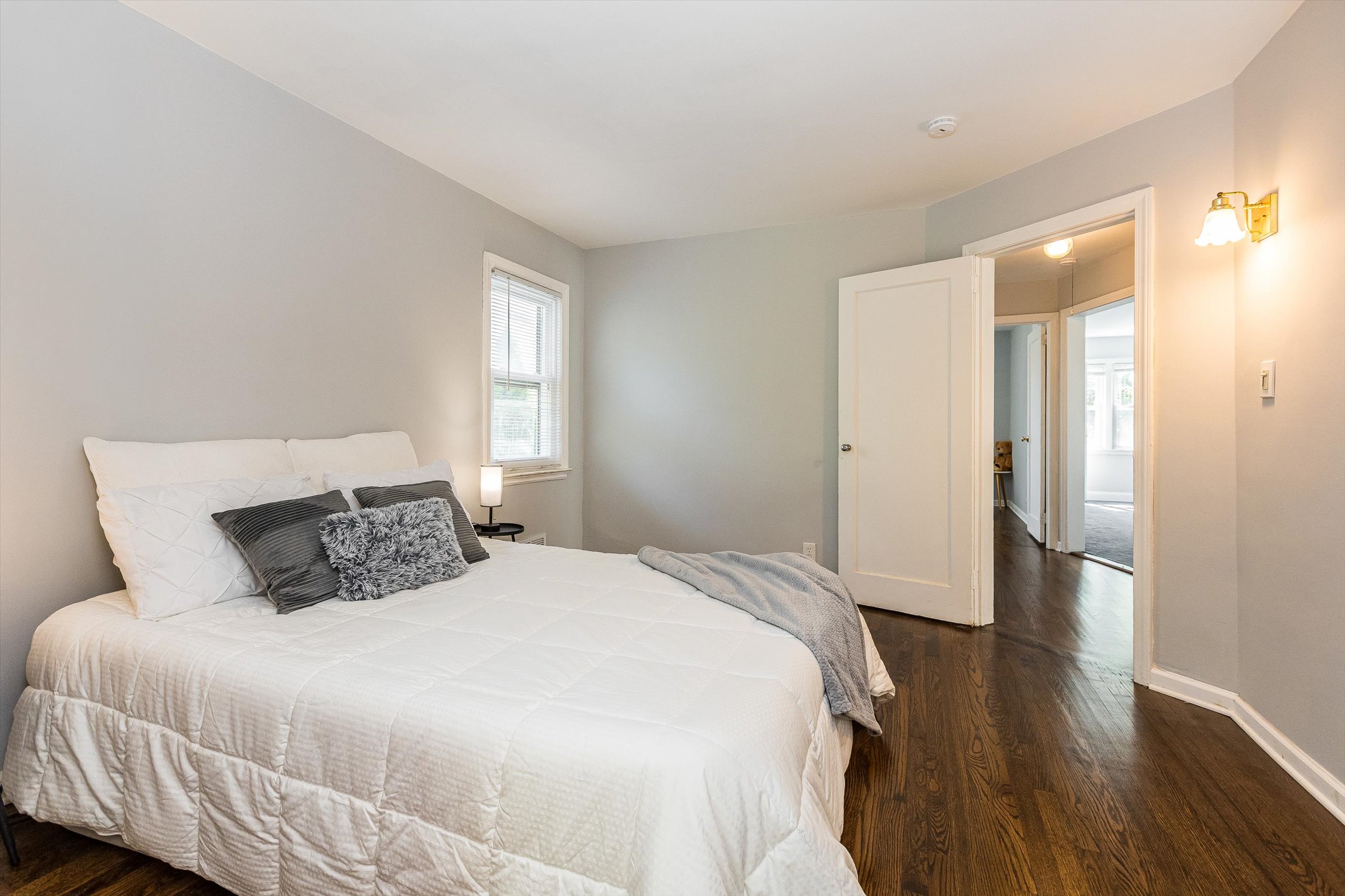 50 Ridge Avenue Bloomfield, NJ 07003 - Photo 15 of 32