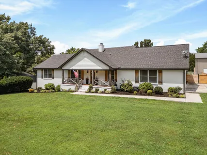 $924,900 | 459 Bowling Branch Road, Cottontown, TN 37048