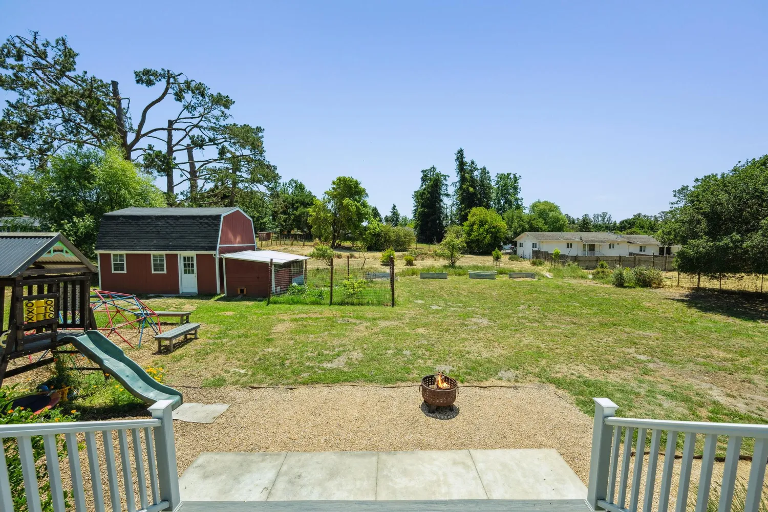 $1,400,000 | 498 Lohrman Lane, Petaluma, CA 94952