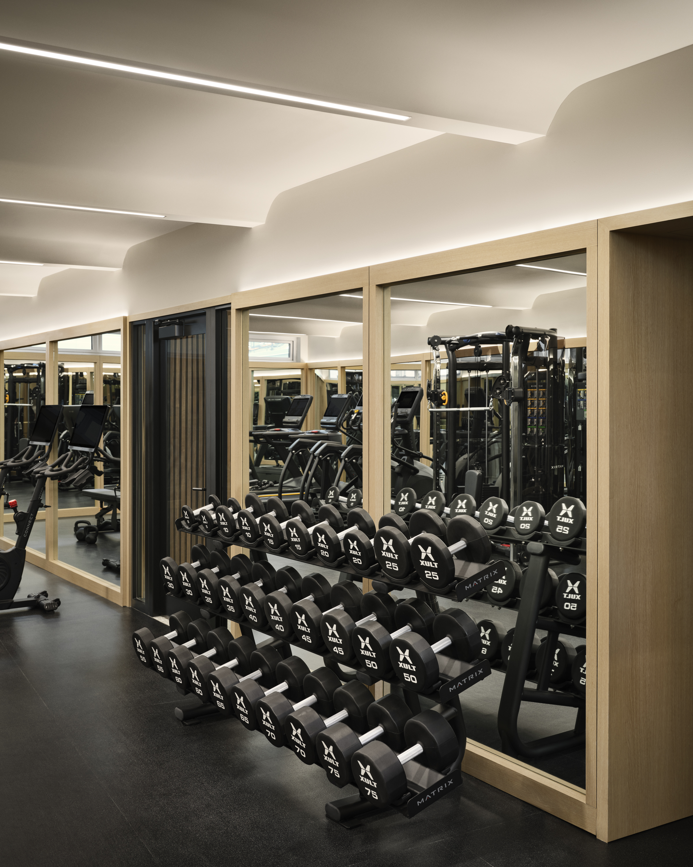 171 North 1st Street, Unit 3K Brooklyn, NY 11211 - Photo 12 of 13 a view of a room with gym equipment