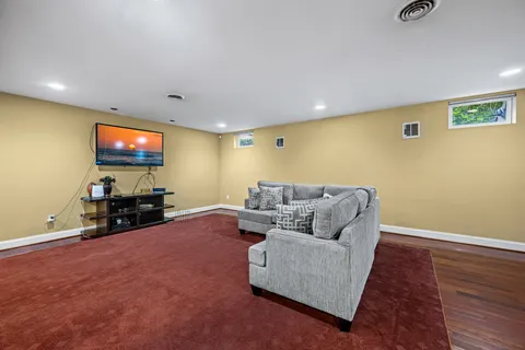 $1,500,000 | Bluegrass Way, Gambrills, MD 21054