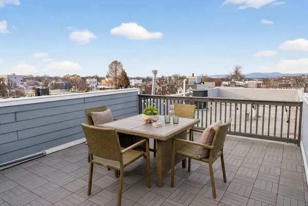 $839,700 | 1711 D Street Southeast, Unit 2, Washington, DC 20003