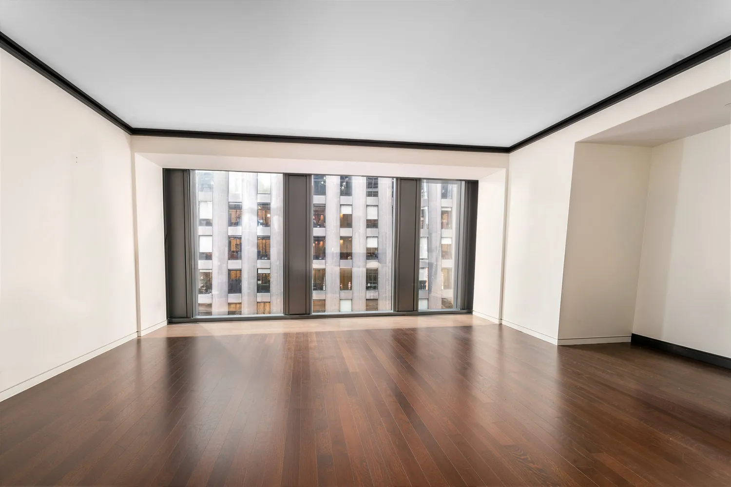 $10,500 | 53 West 53rd Street, Unit 20E | Midtown Central