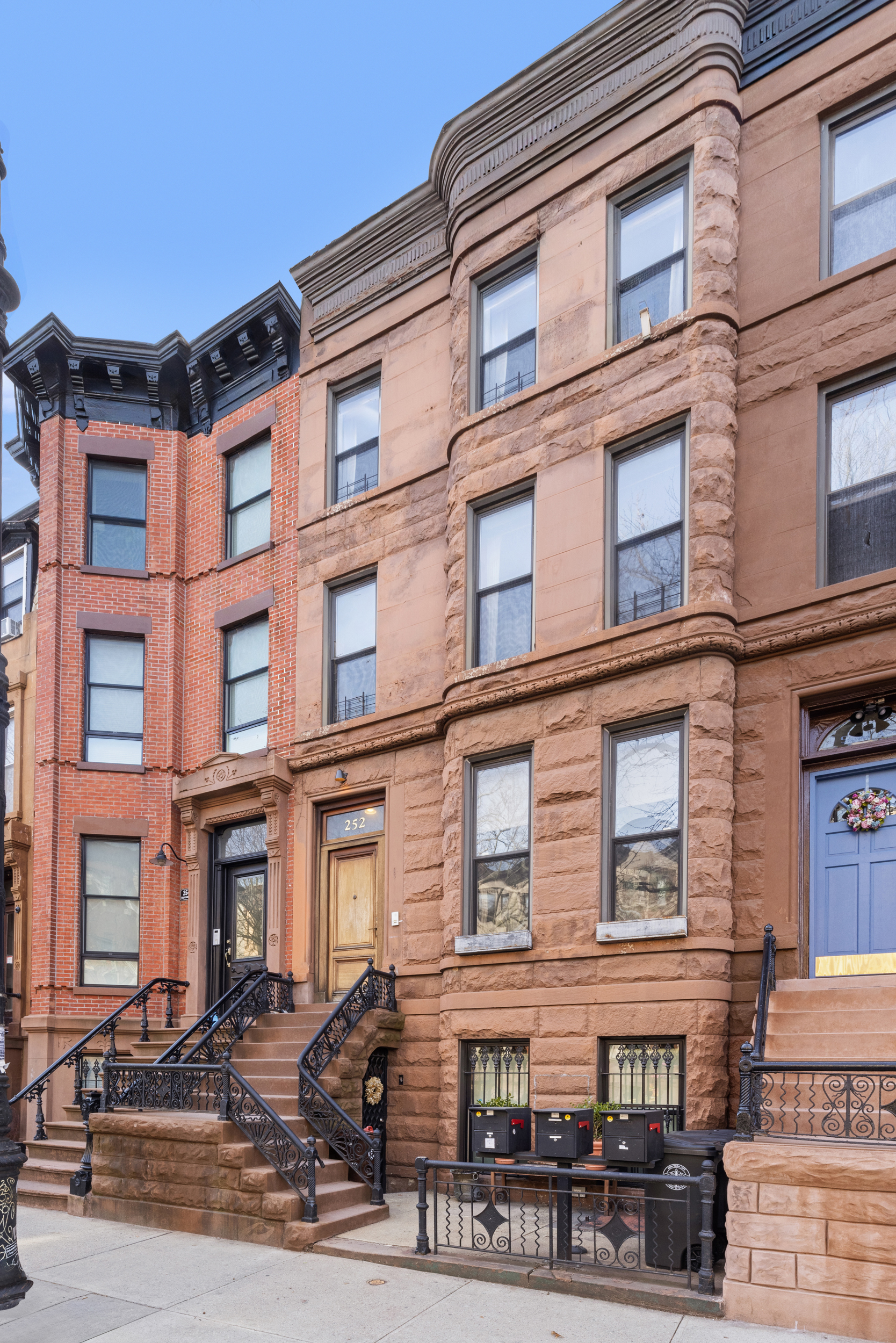 252 Stuyvesant Avenue Brooklyn, NY 11221 - Photo 25 of 26 front view of a building