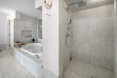 $2,500,000 | 900 Bay Drive, Unit 702/704, Miami Beach, FL 33141