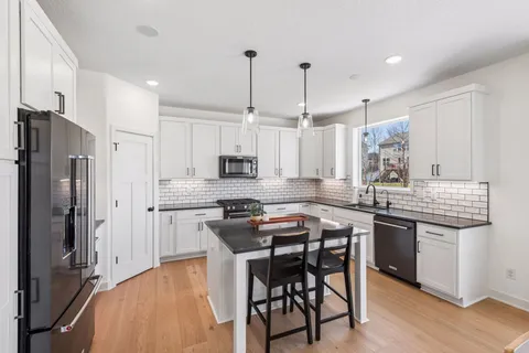 $750,000 | 17826 Meadows Way Southeast, Prior Lake, MN 55372