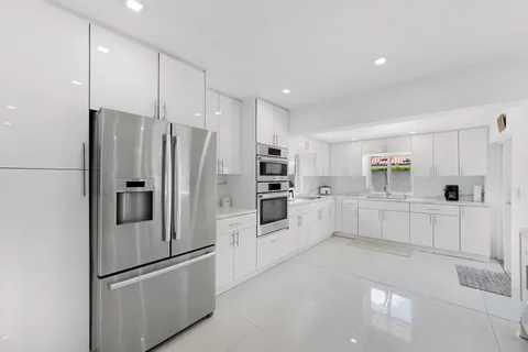 $890,000 | 9724 Southwest 4th Terrace, Miami, FL 33174