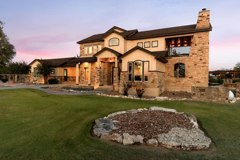 $1,285,000 | 309 Hacienda Place, Dripping Springs, TX 78620