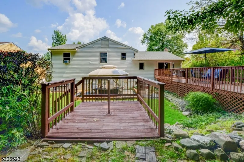 $650,000 | 27 Cleveland Terrace, West Orange, NJ 07052