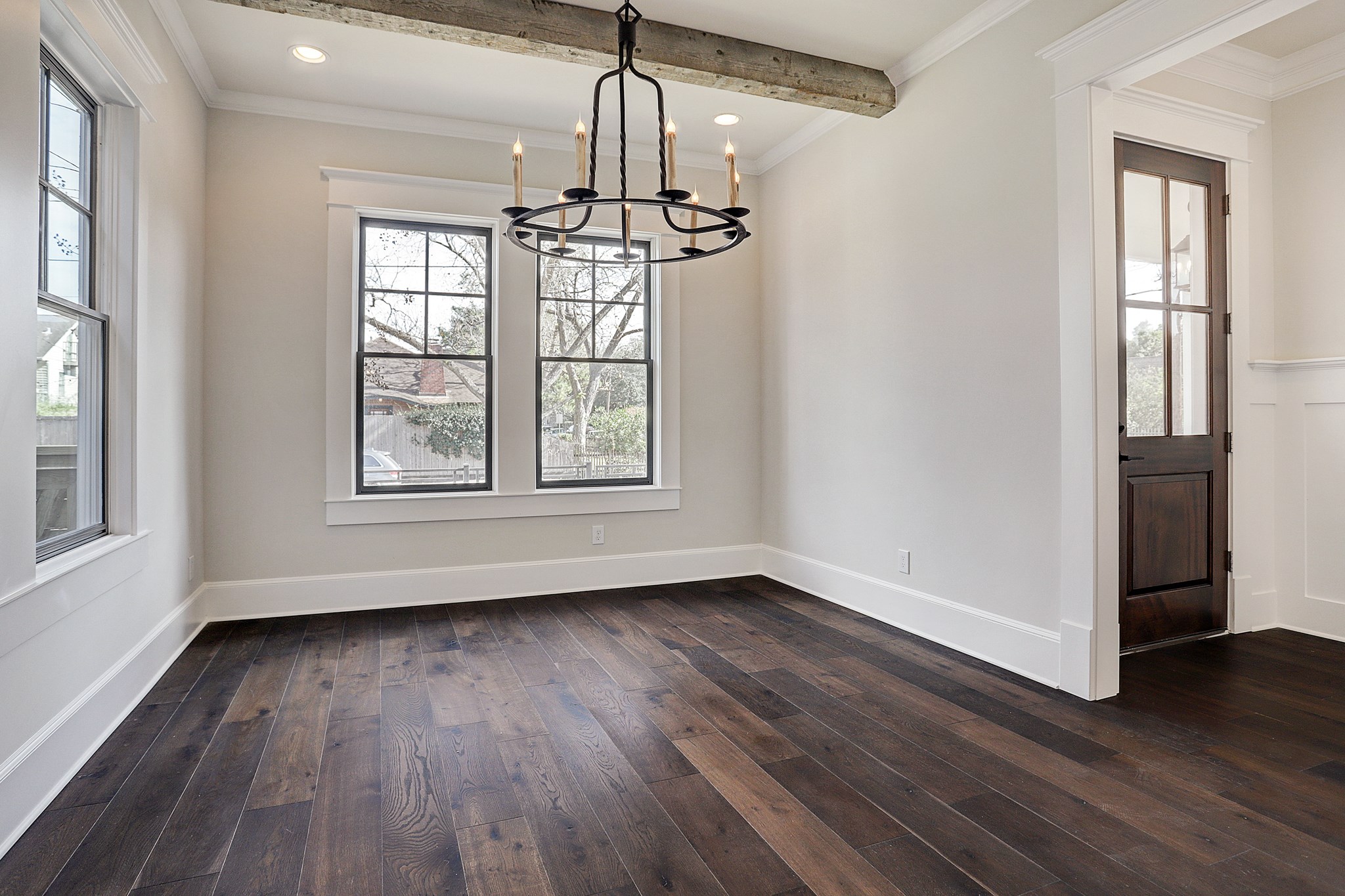 1901 Bradshaw Street Houston, TX 77008 - Photo 8 of 29