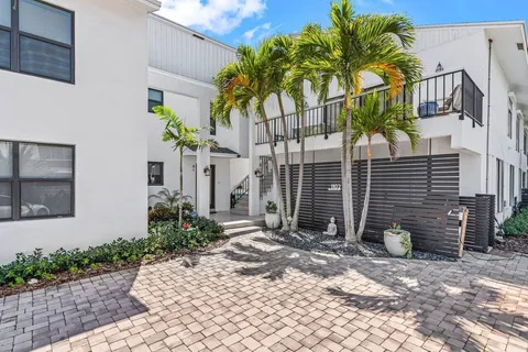 $1,750,000 | 1102 Highland Beach Drive, Unit 2W, Highland Beach, FL 33487