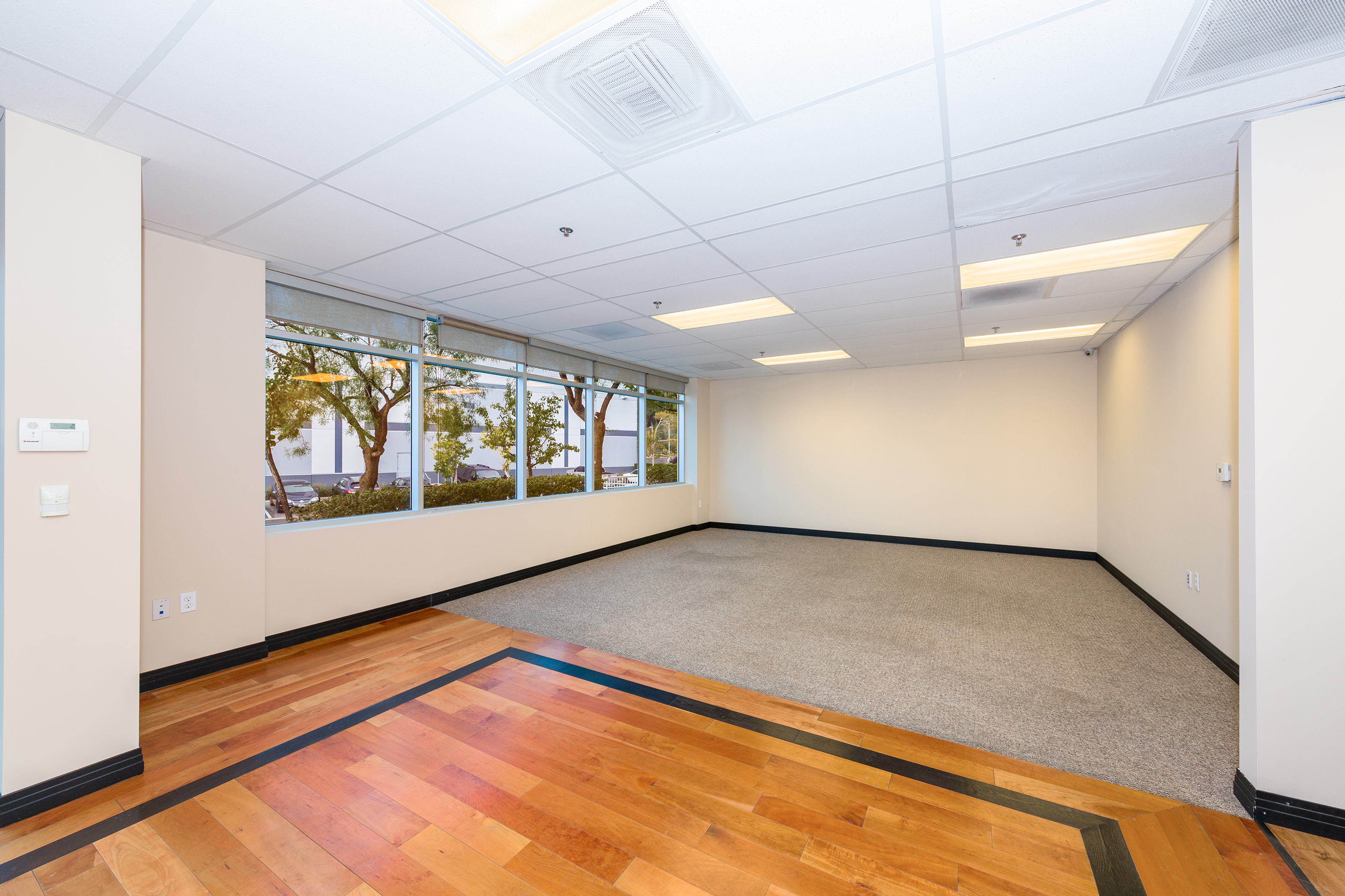 28462 Constellation Road Valencia, CA 91355 - Photo 5 of 15