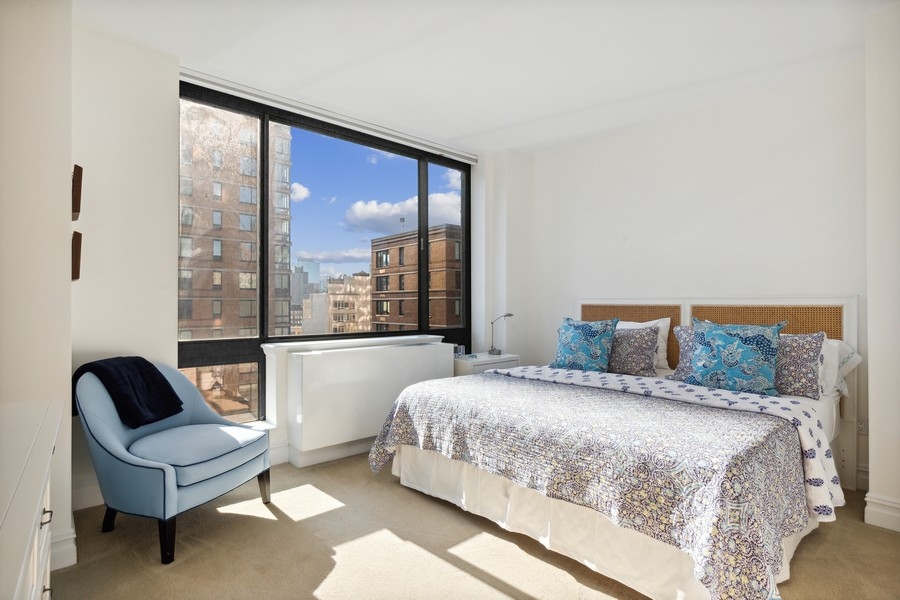 2 Columbus Avenue, Unit 14C Manhattan, NY 10023 - Photo 5 of 10