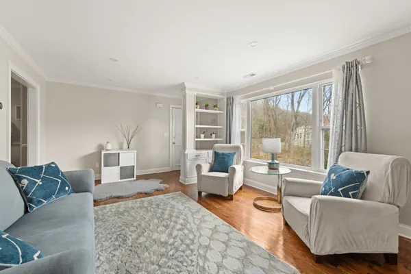 $525,000 | 43 Village Walk, Wilton, CT 06897