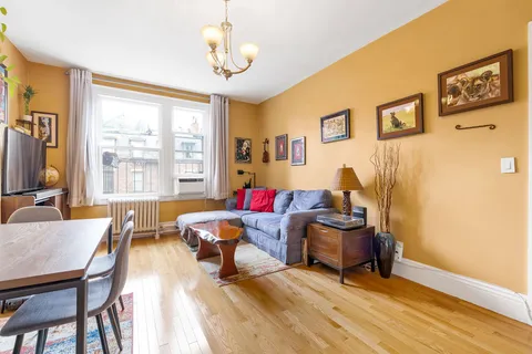 $650,000 | 119 Marlborough Street, Unit 10, Boston, MA 02116