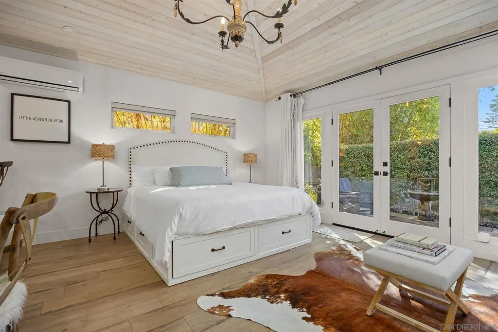 $4,995,000 | 554-556 Stratford Drive, Encinitas, CA 92024