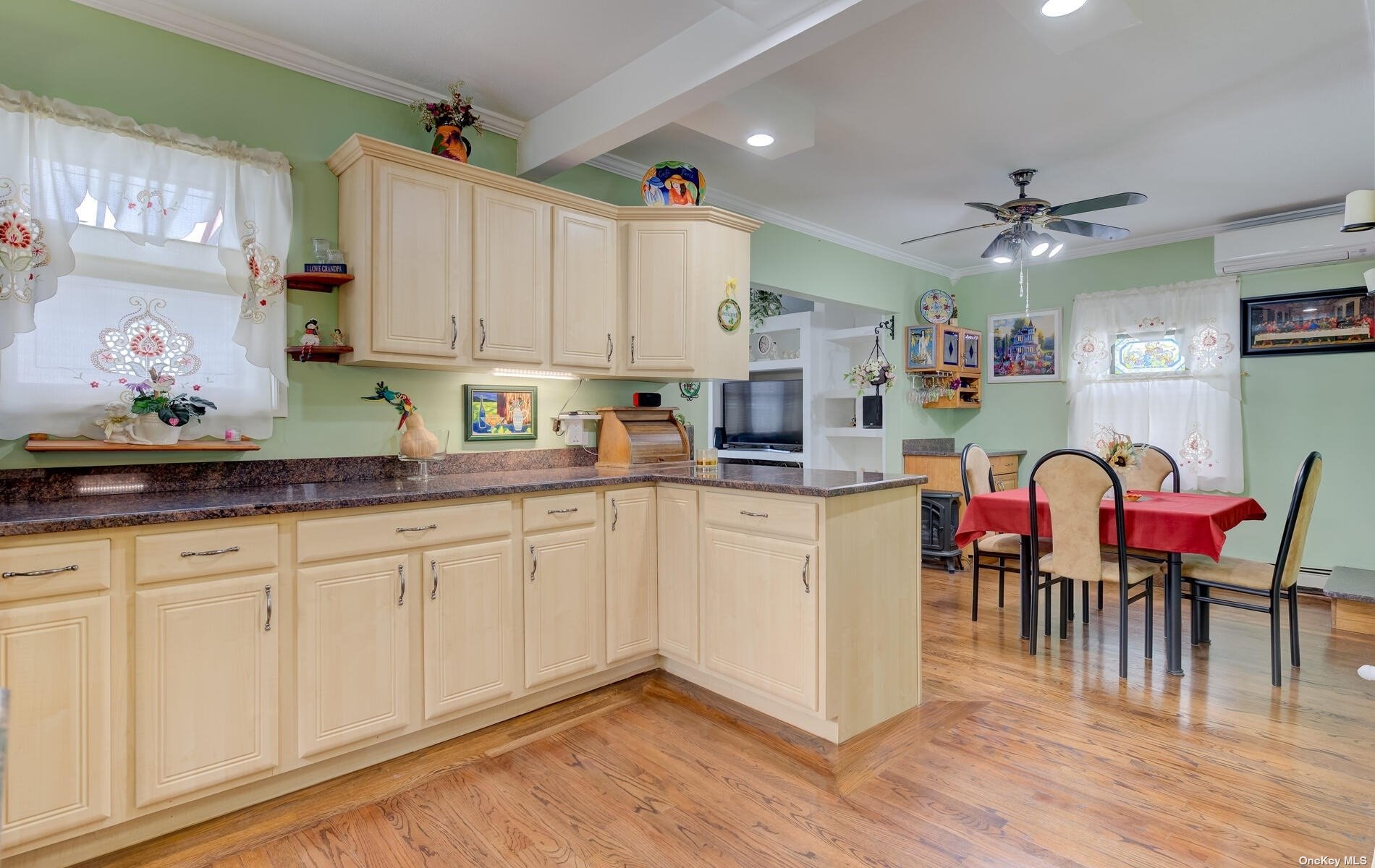 85-08 247th Street Queens, NY 11426 - Photo 11 of 30