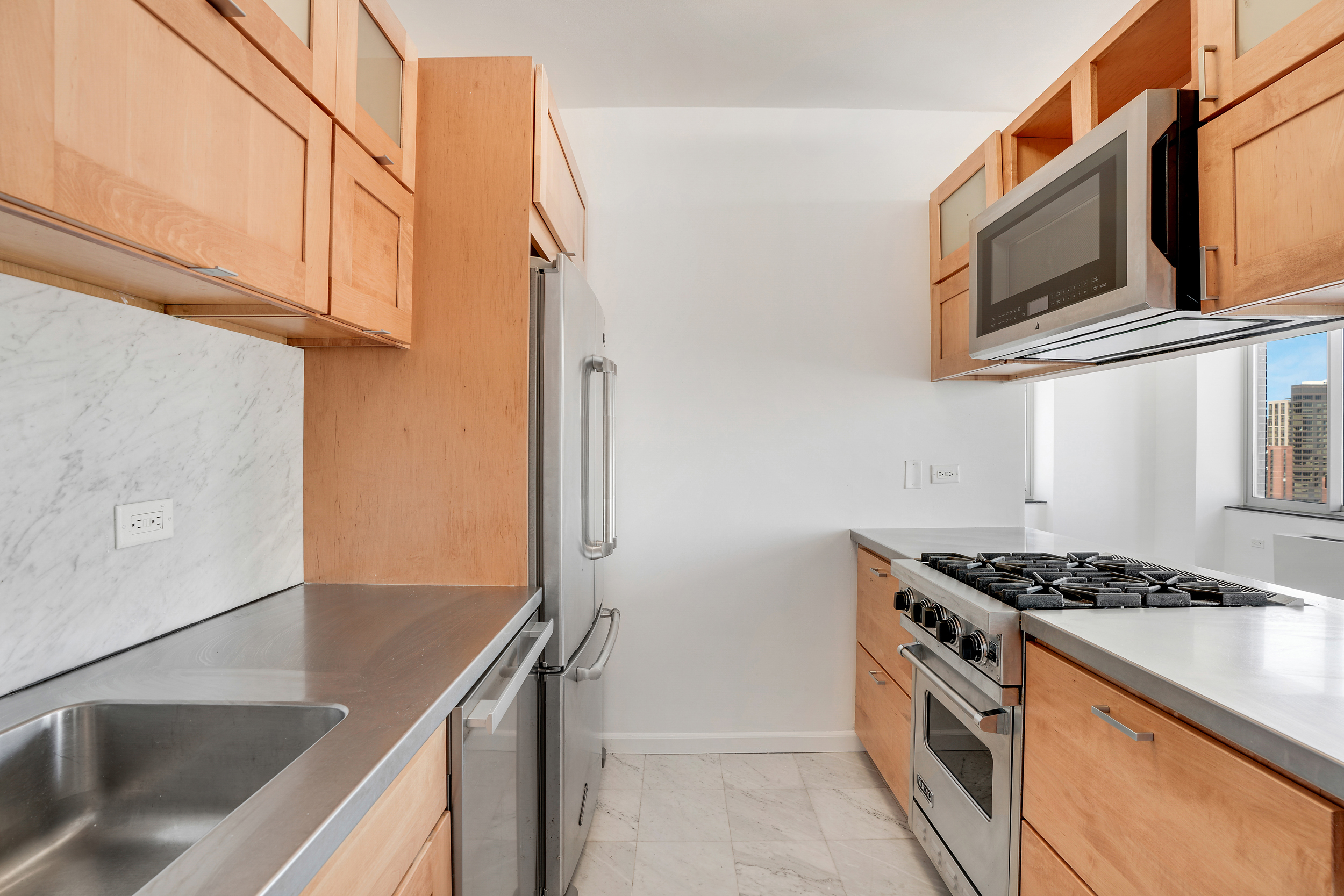 Manhattan, NY 10128 - Photo 5 of 31