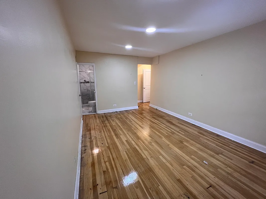 1801 Dorchester Road, Unit 2E Brooklyn, NY 11226 - Photo 4 of 5