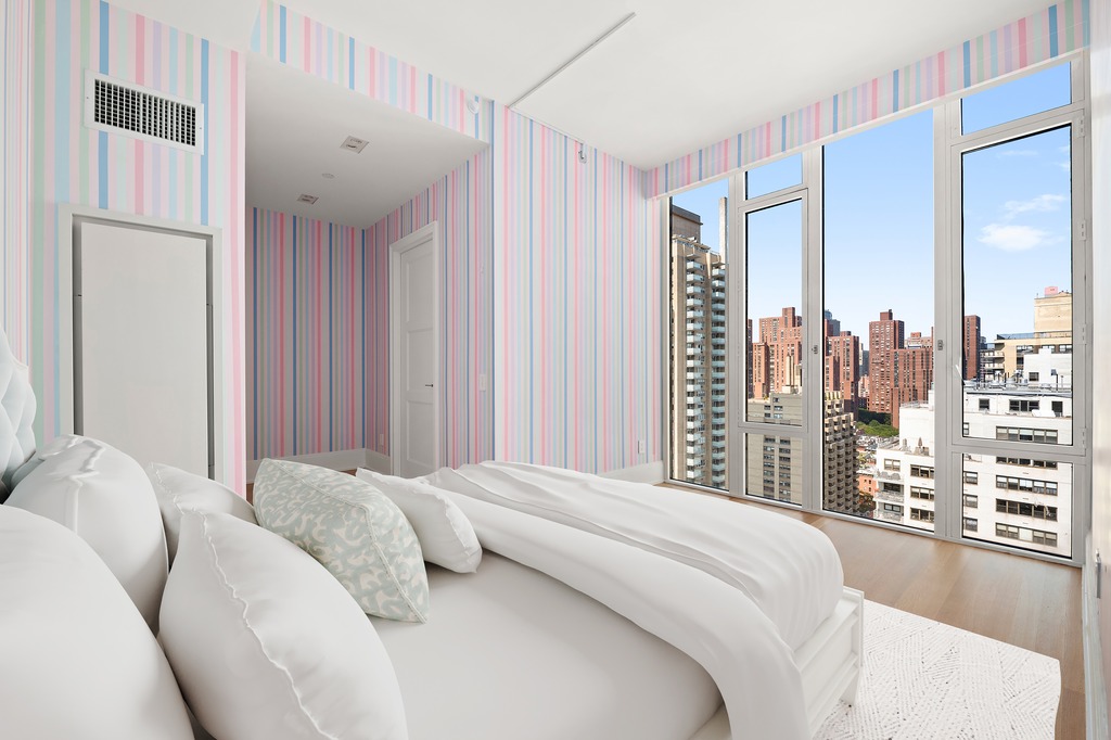 305 East 85th Street, Unit PHC Manhattan, NY 10028 - Photo 20 of 27