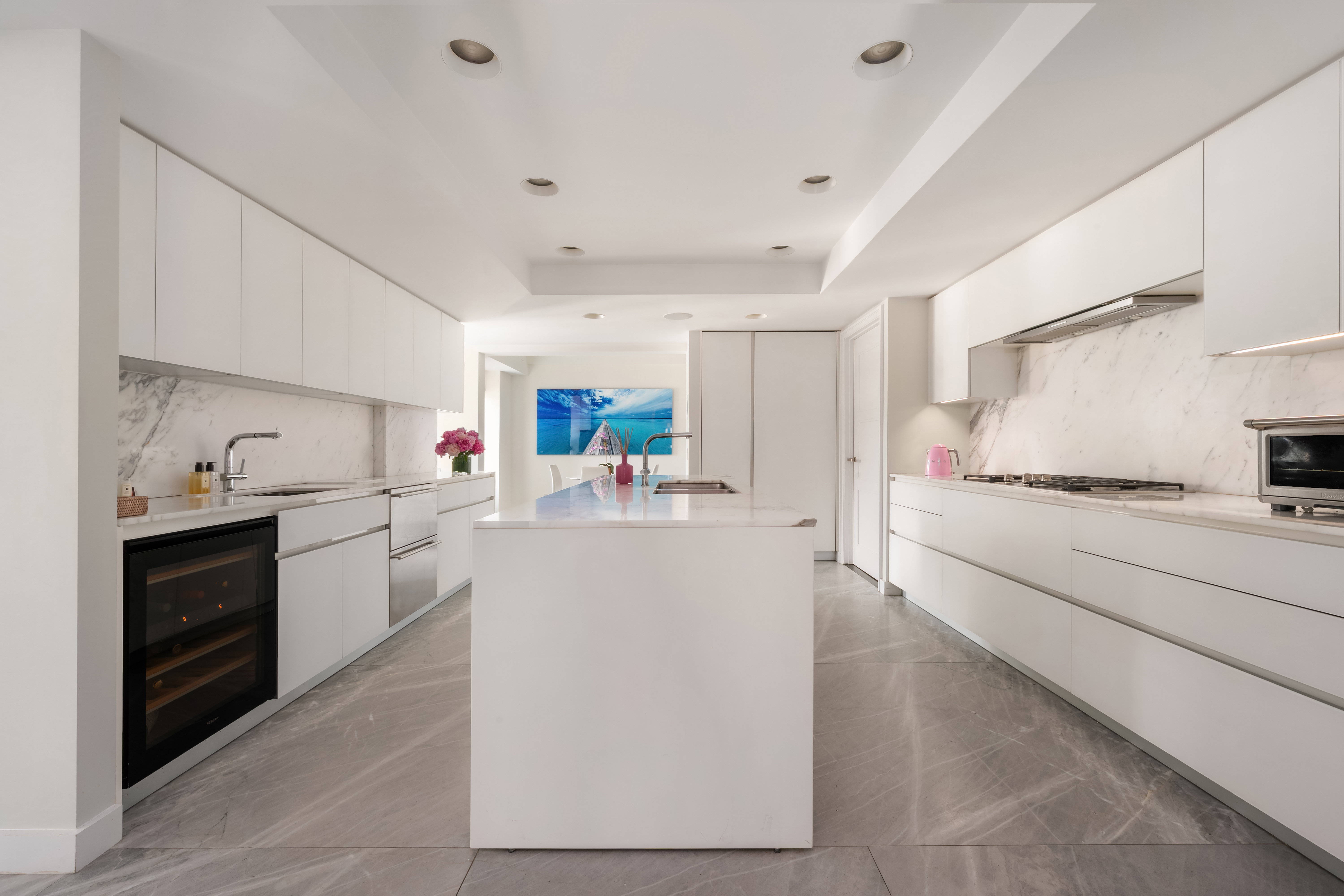 737 Park Avenue, Unit 19A Manhattan, NY 10021 - Photo 3 of 27