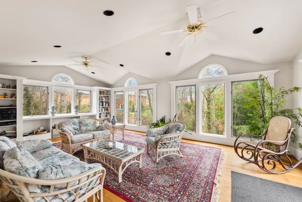 $1,350,000 | 3705 Templeton Place, Alexandria, VA 22304