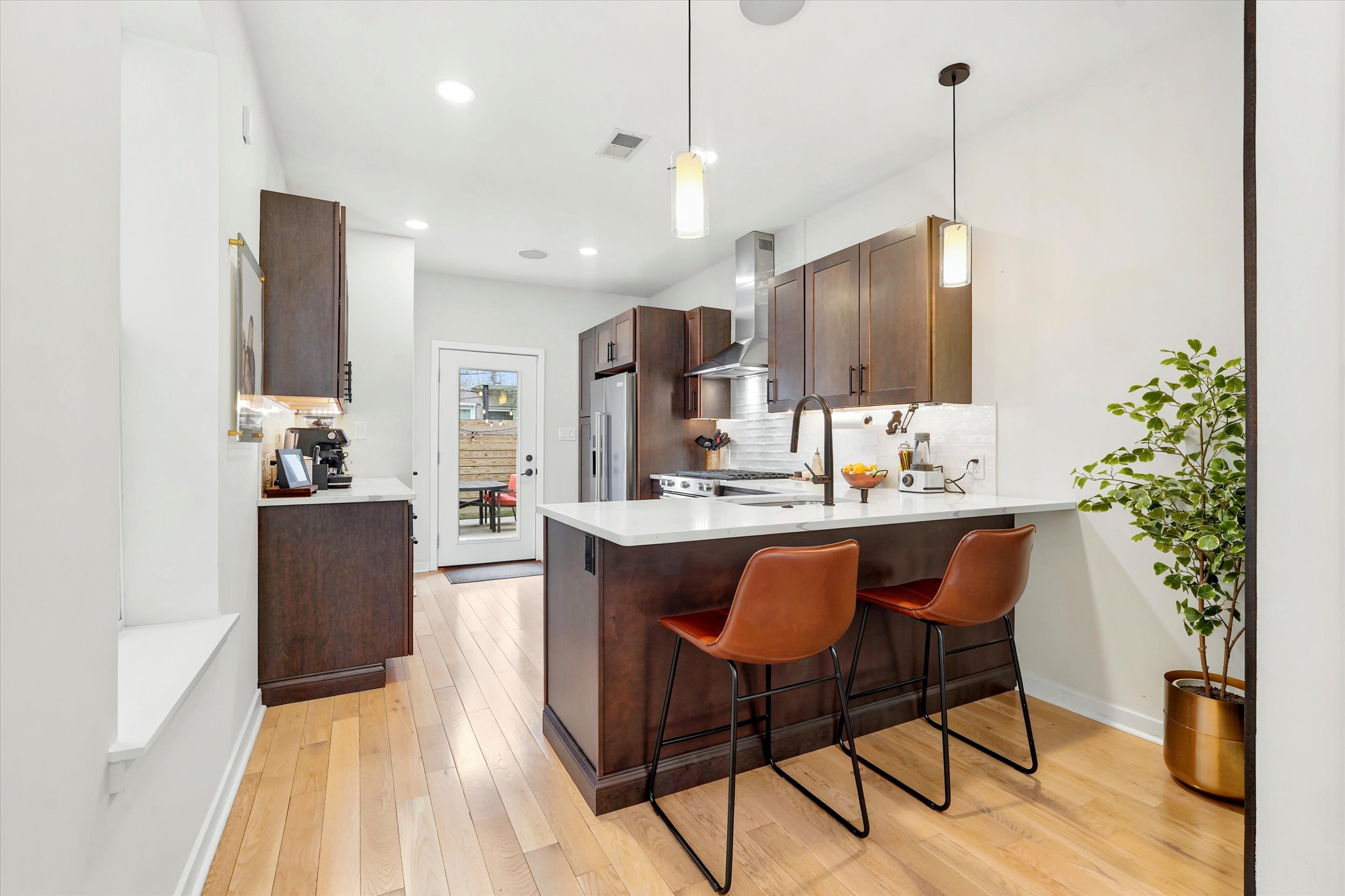 2304 Christian Street Philadelphia, PA 19146 - Photo 8 of 44