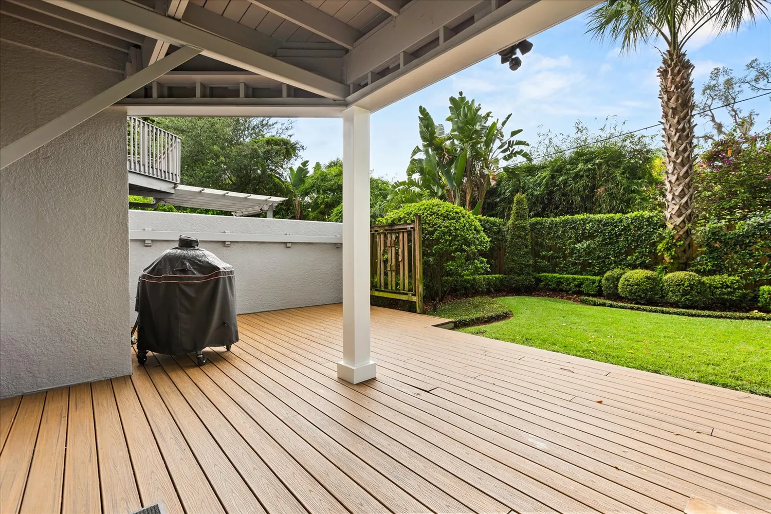 $985,000 | 512 Clarendon Avenue, Unit Undisclosed, Winter Park, FL 32789