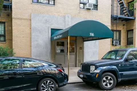 $1,395,000 | 316 West 84th Street, Unit 5A | Upper West Side