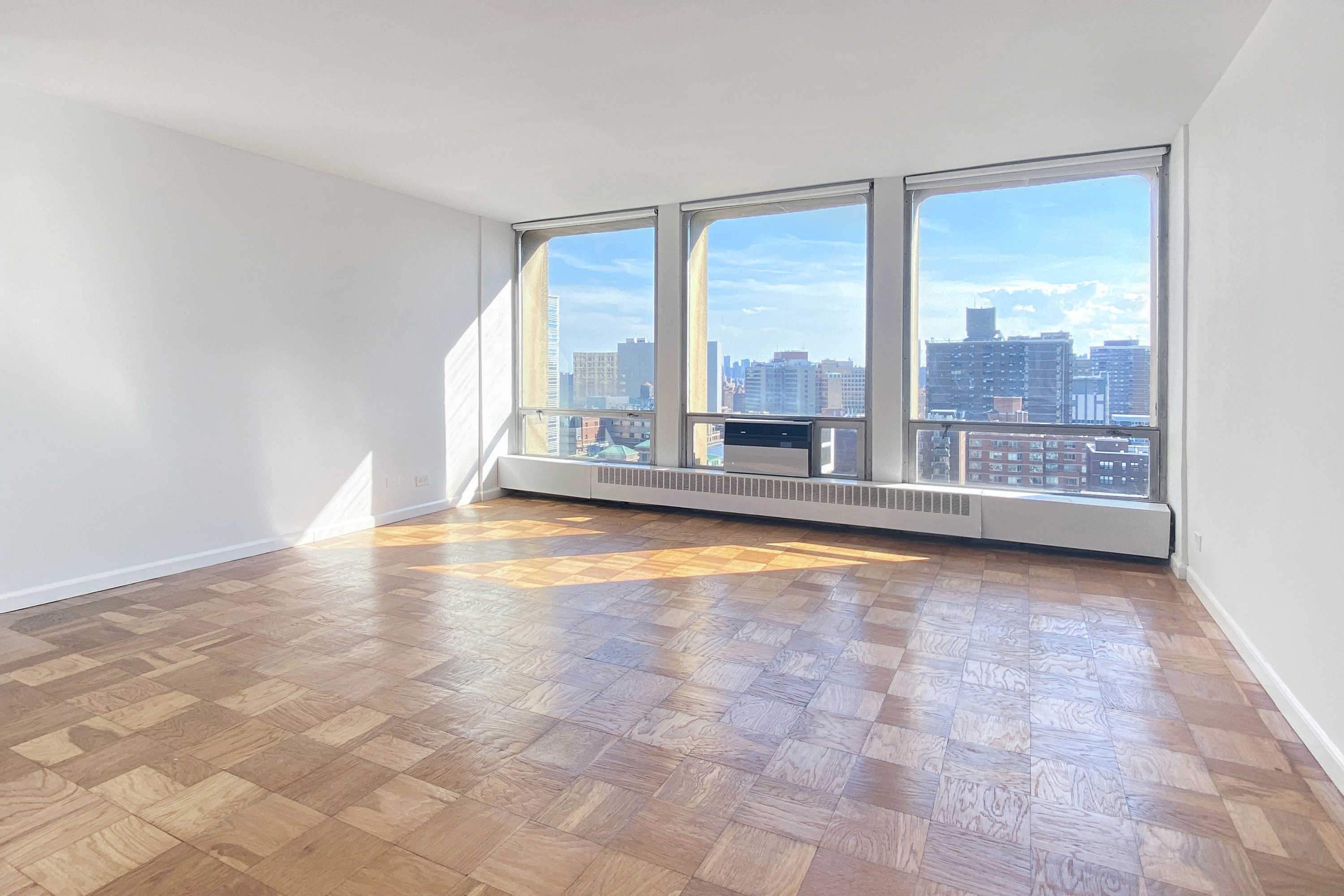 343 East 30th Street, Unit 21G Manhattan, NY 10016 - Photo 2 of 15 a view of an empty room with a window